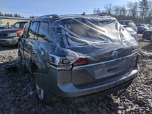 Load image into Gallery viewer, Fuse Box Volkswagen Atlas 2018 - NW247710