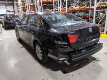 Load image into Gallery viewer, SPEEDOMETER CLUSTER Volkswagen Passat 2013 13 2014 14 - NW240462