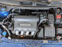 Load image into Gallery viewer, Condenser FAN ASSEMBLY Honda Fit 2007 07 2008 08 - NW246733
