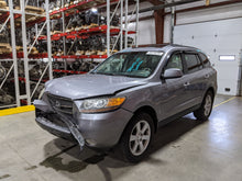 Load image into Gallery viewer, FRONT SPINDLE Veracruz Santa Fe 2007 07 2008 08 2009 09 10 11 12 Right - NW241848