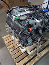 Load image into Gallery viewer, RADIATOR LR4 Range Rover Sport 10 11 12 13 14 15 16 - NW230587