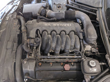 Load image into Gallery viewer, CV AXLE SHAFT XJ12 XJ6 XJ8 XK8 88 89 90 91 92 93 - 00 - NW225300