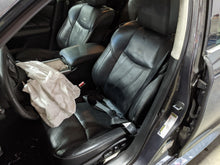 Load image into Gallery viewer, REAR QUARTER GLASS M35H M37 M56 Q70 11 12 13 14 15 16 17 18 Right - NW268422