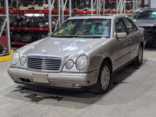 Load image into Gallery viewer, STEERING RACK E320 E300d E430 1996 96 1997 97 98 99 - NW277704