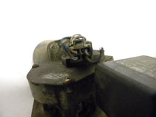 Load image into Gallery viewer, Windshield Wiper Motor Dodge Colt 1985 - MRK32553