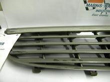 Load image into Gallery viewer, Grille Chevrolet Malibu 1999 - MRK35384