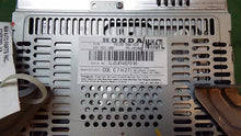 Load image into Gallery viewer, RADIO Honda CR-V Insight 07 08 09 10 11 12 13 14 - MM50298