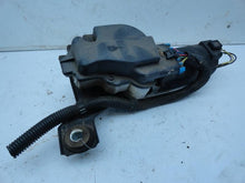 Load image into Gallery viewer, Windshield Wiper Motor LUMINA CAR 1996 - MRK82454