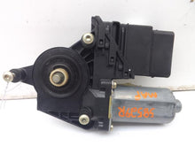 Load image into Gallery viewer, Power Window Motor Volkswagen Passat 1999 - MRK102877