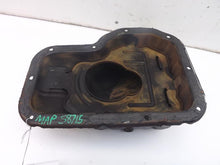 Load image into Gallery viewer, OIL PAN Kia Sorento 2003 03 2004 04 2005 05 2006 06 LOWER - MRK127996