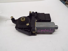Load image into Gallery viewer, Power Window Motor Volkswagen Passat 2001 - MRK128699