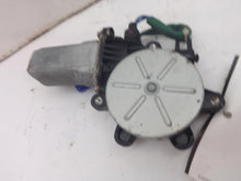 Load image into Gallery viewer, Power Window Motor Subaru Forester 2002 - MRK129534