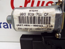 Load image into Gallery viewer, Power Window Motor Volkswagen Passat 2001 - MRK130479