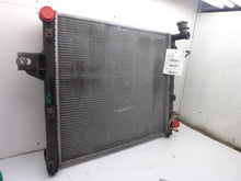 Load image into Gallery viewer, RADIATOR Jeep Grand Cherokee 1999 99 2000 00 - MRK131481