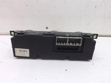 Load image into Gallery viewer, Temp Climate AC Heater Control Nissan Altima 2005 05 2006 06 - MRK137137