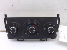 Load image into Gallery viewer, TEMPERATURE CONTROLS Chevrolet Malibu 04 05 06 07 08 - MRK141704