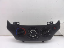Load image into Gallery viewer, Temperature Controls Chevrolet Aveo 2008 - MRK143114