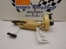 Load image into Gallery viewer, Fuel Pump Dodge Neon 2001 - MRK151117