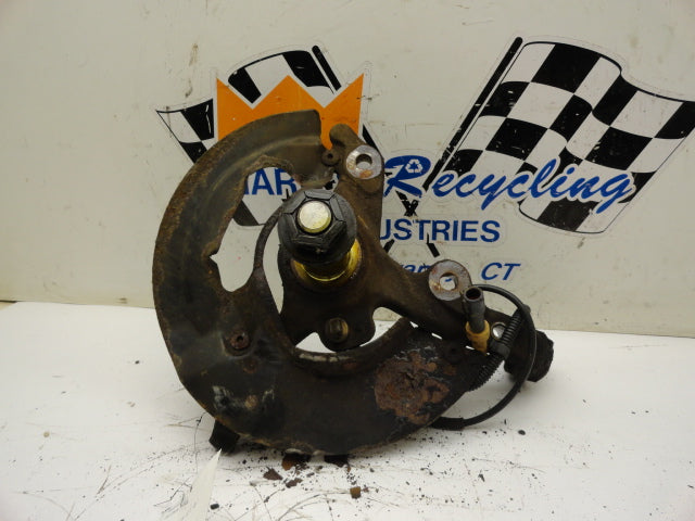 Front Spindle Knuckle CROWN VICTORIA 1999 - MRK152666