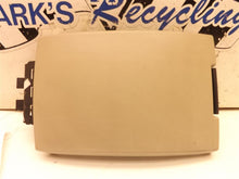 Load image into Gallery viewer, Console Chrysler Pacifica 2004 - MRK156142