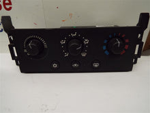 Load image into Gallery viewer, Temperature Controls GRAND PRIX 2005 - MRK157085