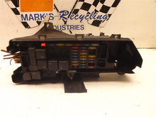 Load image into Gallery viewer, FUSE BOX Volvo XC90 2003 03 2004 04 - MRK157182