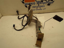 Load image into Gallery viewer, FUEL PUMP Crown Victoria Town Car Grand Marquis Passenger Car 05-10 - MRK160637