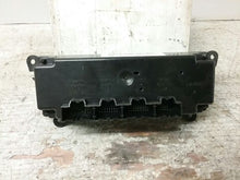 Load image into Gallery viewer, FRONT TEMPERATURE CONTROLS GMC Acadia 07 08 09 10 11 12 - CTL167149