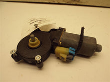 Load image into Gallery viewer, FRONT POWER WINDOW MOTOR Chevrolet Malibu 2004 04 2005 05 Right - MRK169268