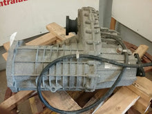 Load image into Gallery viewer, TRANSFER CASE VW TOUAREG V8 04 05 06 - CTL169626