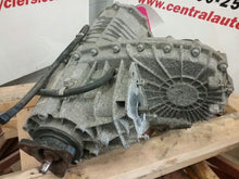 Load image into Gallery viewer, TRANSFER CASE VW TOUAREG V8 04 05 06 - CTL169626