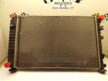 Load image into Gallery viewer, RADIATOR Saturn Vue 2004 04 2005 05 2006 06 2007 07 AT - MRK170613