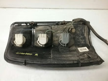 Load image into Gallery viewer, TAIL LIGHT LAMP Suburban 1500 Suburban 2500 Tahoe Yukon 00-03 Right - CTL171173