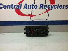 Load image into Gallery viewer, Temperature Controls Chevrolet Aveo 2008 - CTL171988