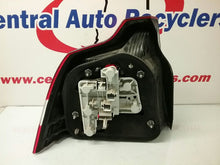 Load image into Gallery viewer, TAIL LIGHT LAMP ASSEMBLY Volvo S40 V40 04 05 06 07 Right - CTL172420