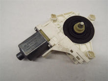 Load image into Gallery viewer, POWER WINDOW MOTOR Taurus Sable Freestyle 2005 05 06 07 - 09 Rear Left - MRK172865