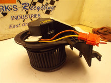 Load image into Gallery viewer, HEATER BLOWER MOTOR Golf Jetta 1993 93 94 95 96 97 - 02 - MRK175025
