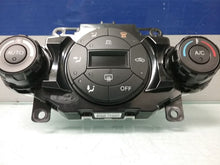 Load image into Gallery viewer, Temperature Controls Ford Fiesta 2014 - CTL175131
