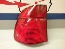 Load image into Gallery viewer, OUTER TAIL LIGHT LAMP BMW 528i 540i 1999 99 2000 00 Left - CTL177173