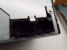 Load image into Gallery viewer, RADIO Pontiac G6 2009 09 2010 10 AM FM CD - MRK177729
