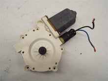 Load image into Gallery viewer, POWER WINDOW MOTOR BMW 525i 540i 528i 530i 1997 97 98 99 00 01 02 03 - MRK179170