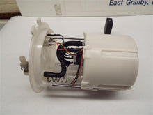 Load image into Gallery viewer, FUEL PUMP Nissan Sentra 2011 11 2012 12 - MRK180648
