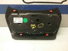 Load image into Gallery viewer, Temperature Controls Jeep Cherokee 2014 - CTL182154