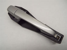 Load image into Gallery viewer, Exterior Door Handle Mazda 6 03 04 05 06 07 08 Right - MRK182258