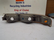 Load image into Gallery viewer, PARKLAMP Silverado Tahoe Suburban 1500 2500 1999 99 00 01 02 - 06 Left - MRK183044