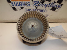 Load image into Gallery viewer, HEATER BLOWER MOTOR Forenza Optra Reno 04 05 06 07 08 - MRK183981