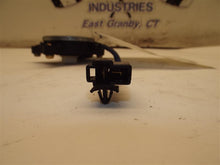 Load image into Gallery viewer, Power Window Motor Suzuki Reno 2006 - MRK183984
