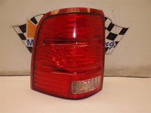 Load image into Gallery viewer, TAIL LIGHT LAMP ASSEMBLY Explorer Explorer Sport Trac 02-05 Left - MRK185040