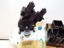 Load image into Gallery viewer, TEMPERATURE CONTROLS Mazda Tribute 2005 05 2006 06 - MRK187799