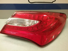 Load image into Gallery viewer, TAIL LIGHT LAMP ASSEMBLY Mercedes-Benz 200 11 12 13 14 Right - CTL189471